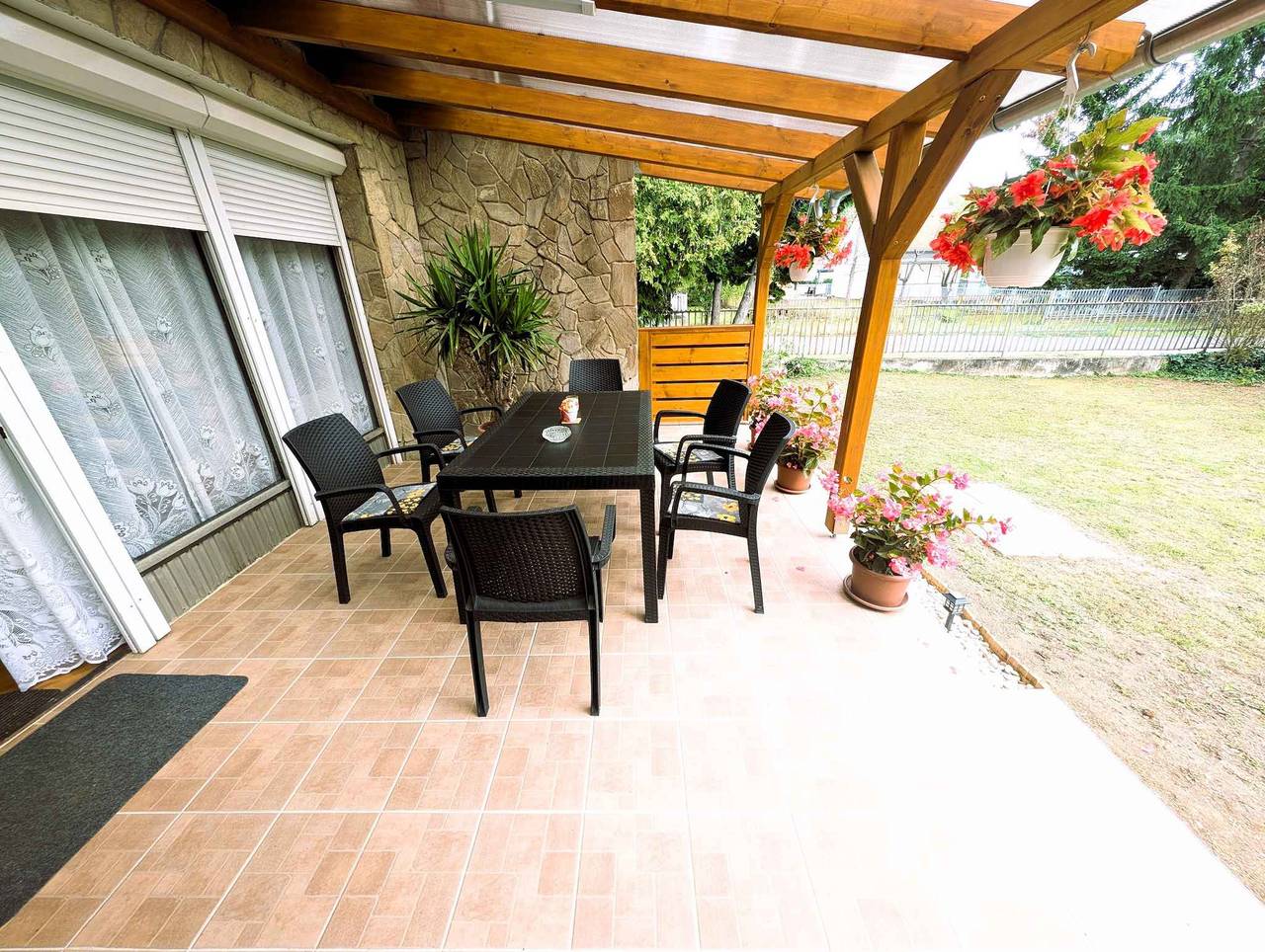 Apartamento vacacional entero, Holiday apartment mit Terrasse und Wlan  in Keszthely, Keszthely region