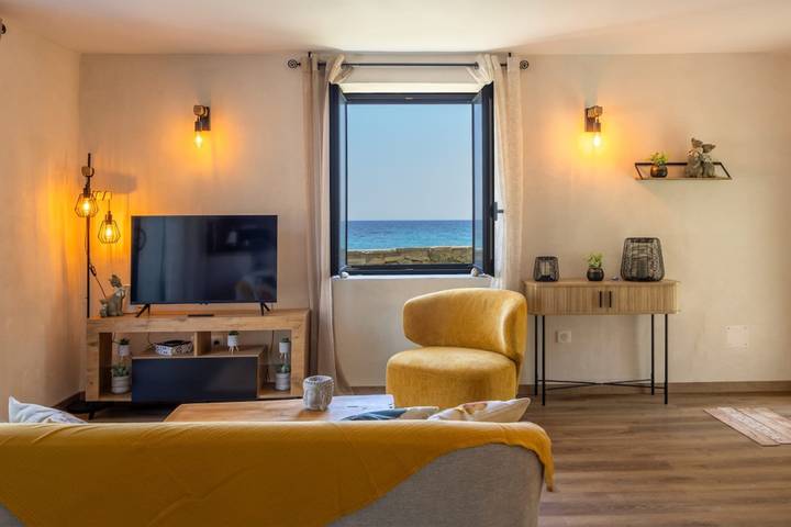 Villa pour 4 personnes, avec terrasse, adapté aux familles dans Cap Corse - 4