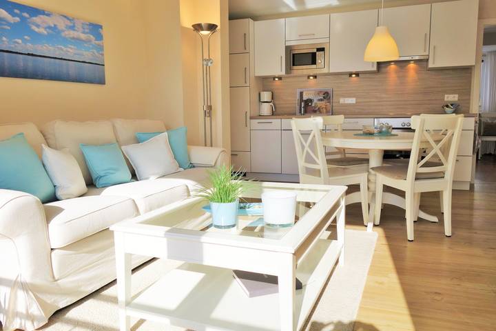 Ferienwohnung für 5 Personen, mit Garten und Sauna sowie Seeblick und Terrasse in Wittensee - 2