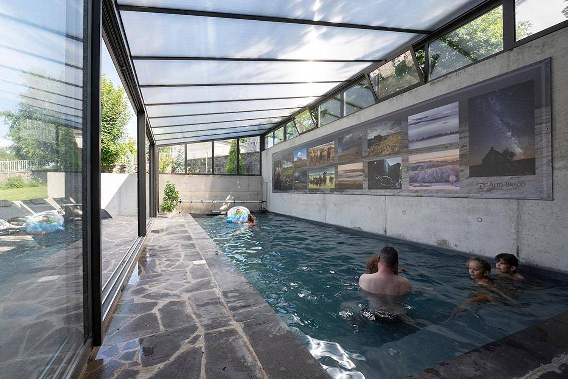 Double Room with Private Bathroom in Nasbinals, Région de Mende