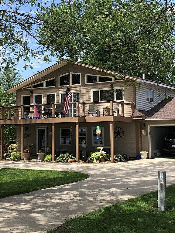 Cozy Lakeside Retreat in Lake View, Sac County