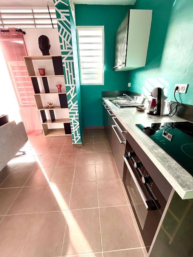 Gîte pour 2 personnes, avec terrasse, animaux acceptés dans Plage de Montabo - 4