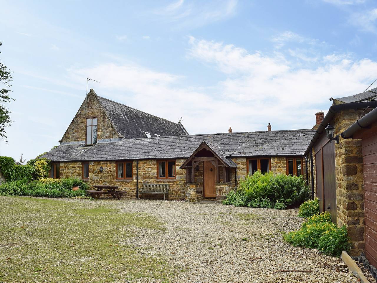 Swallow Barn in Warkworth, Northamptonshire