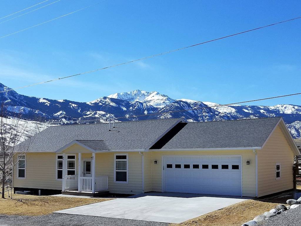 Das gelbe Häuschen in Yellowstone in Gardiner, Absaroka Range