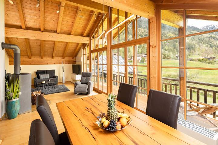 Ferienwohnung für 4 Personen, mit Balkon und Garten sowie Pool und Ausblick in Rubi