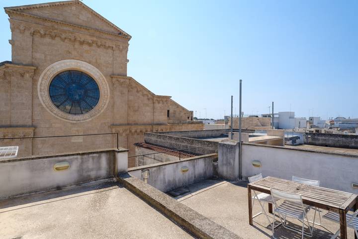 Holiday Home 'Dimora Storica Maruggio' with Terrace & A/C in Maruggio, Gulf of Taranto