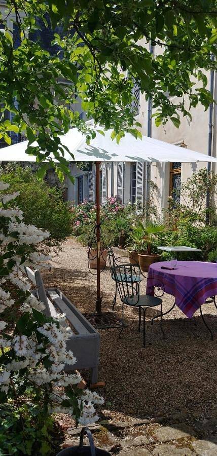 Chambre d’hôte pour 2 personnes, avec Terrasse ainsi que Jardin et Vue