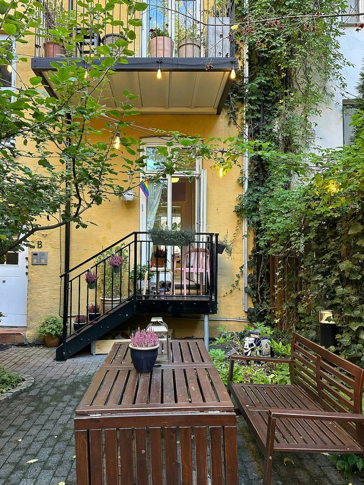 Ganze Wohnung, Farbenfrohe Wohnung mit Hinterhof im Zentrum von Oslo in Gamle Oslo, Oslo