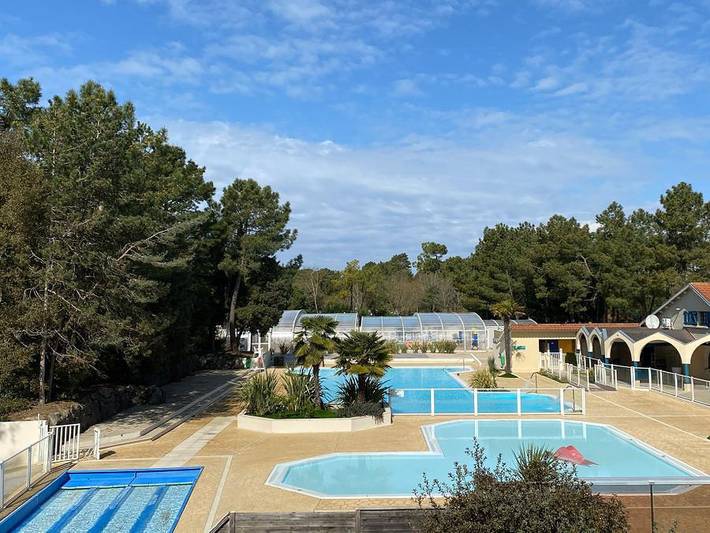 Camping pour 6 personnes, avec sauna