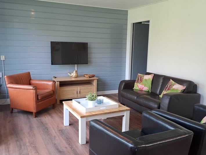 Bungalow für 6 Personen, mit Terrasse und Balkon/Terrasse in Friesland - 3