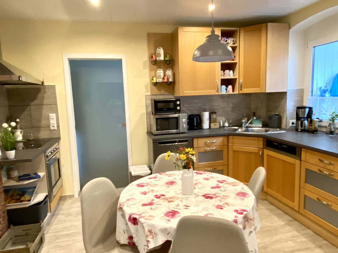 Apartamento entero, Apartamento 'Haus Steffine' cerca del lago con terraza descubierta y Wi-Fi in Schipkau, Oberspreewald-Lausitz