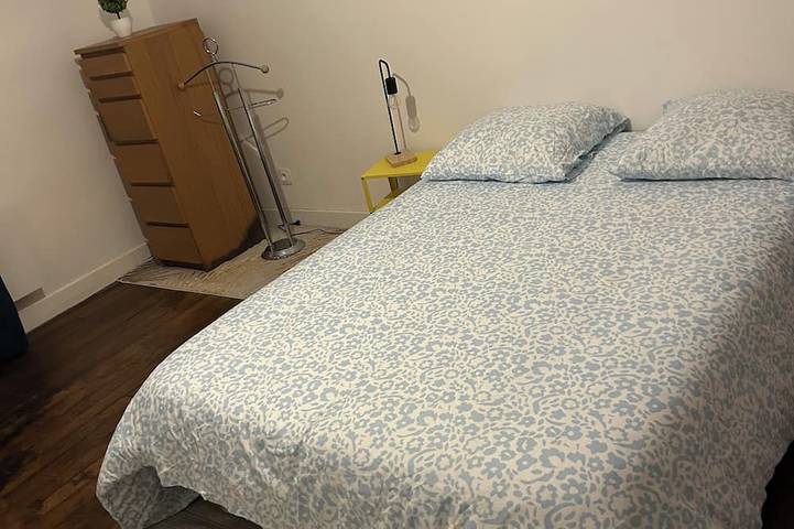 Appartement entier, Appartement a 5 minutes d orly. Idéal pour une courte halte avant un voyage in Athis-Mons, Essonne