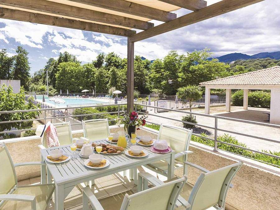 Camping pour 6 Personnes dans Poggio-Mezzana, Haute-Corse