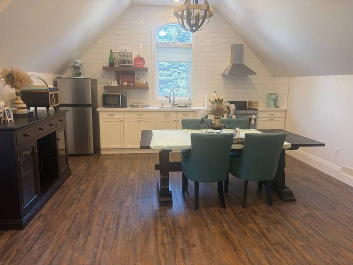 Ganze Wohnung, Ganze private Wohnung mit einem Schlafzimmer Alton, Ontario in Caledon, Ontario