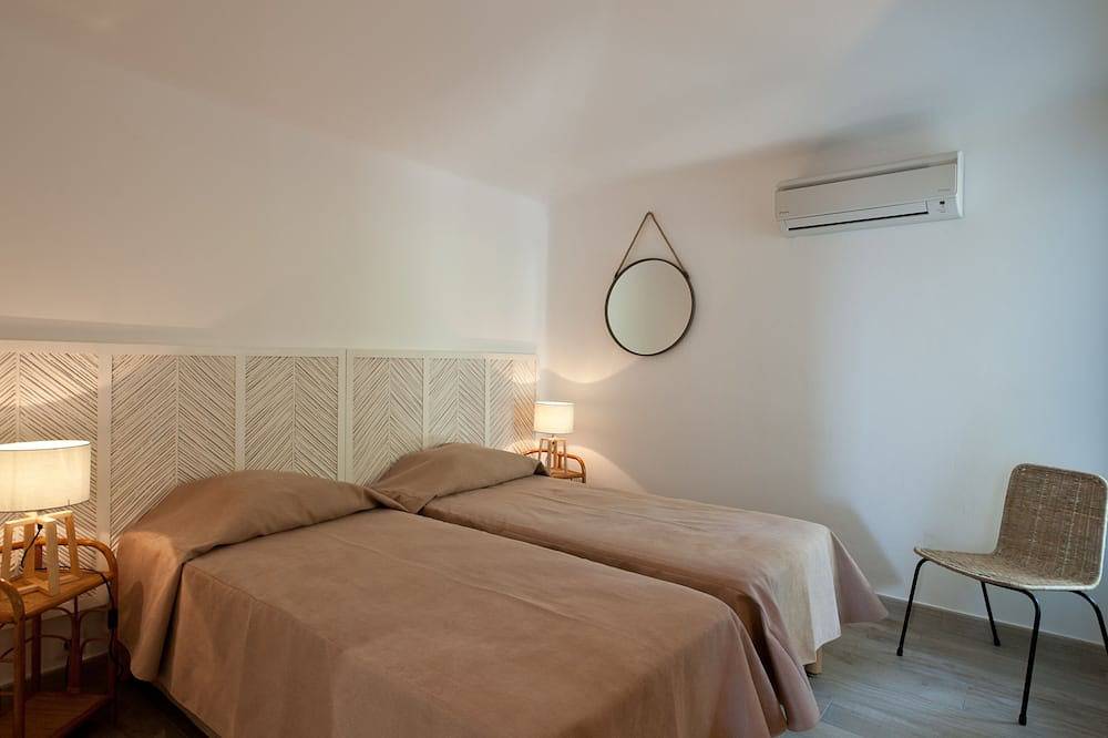 4 bedroom house with sea view - Santa Giulia - Residence with swimming pool in Santa Giulia, Porto Vecchio