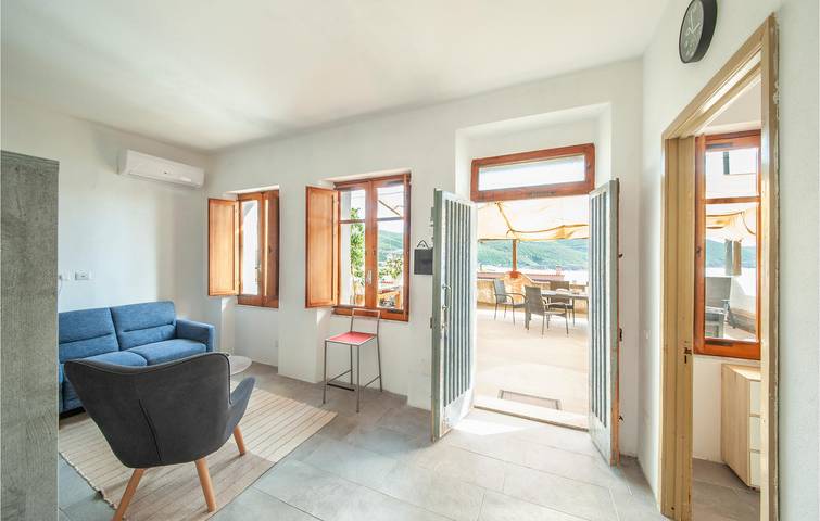 Apartamento vacacional entero, Acogedor refugio junto a la playa: WiFi, AC, Cocina -600m a la Playa in Porto Palma, Arbus (Municipio)