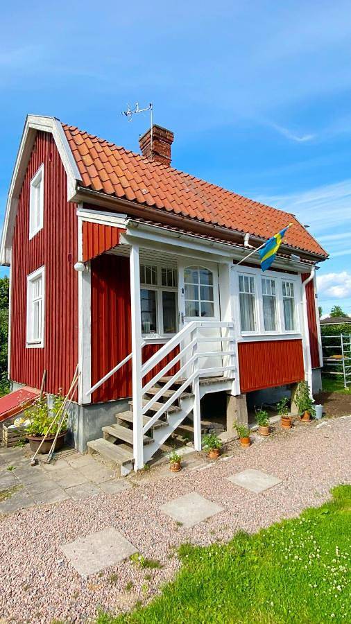 Gîte pour 5 personnes, avec Jardin dans Orebro