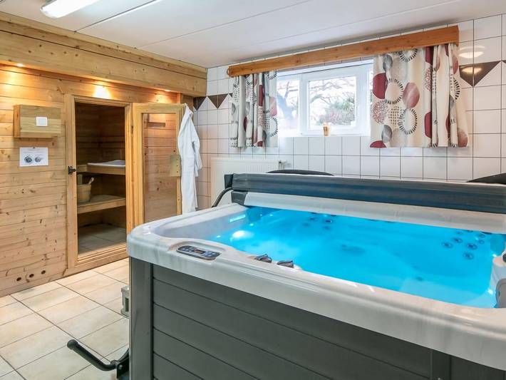 Ferienhaus in Ardennen mit Pool & Sauna in Bihain, Vielsalm