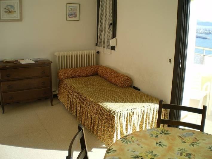 Ganzes Studio, Studio für 2 Personen mit Terrasse in Le Lavandou, Parc national Port-Cros