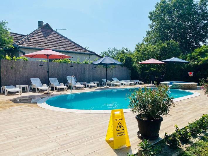 Maison d’hôte pour 2 personnes, avec jardin ainsi que piscine et vue dans Палић - 3