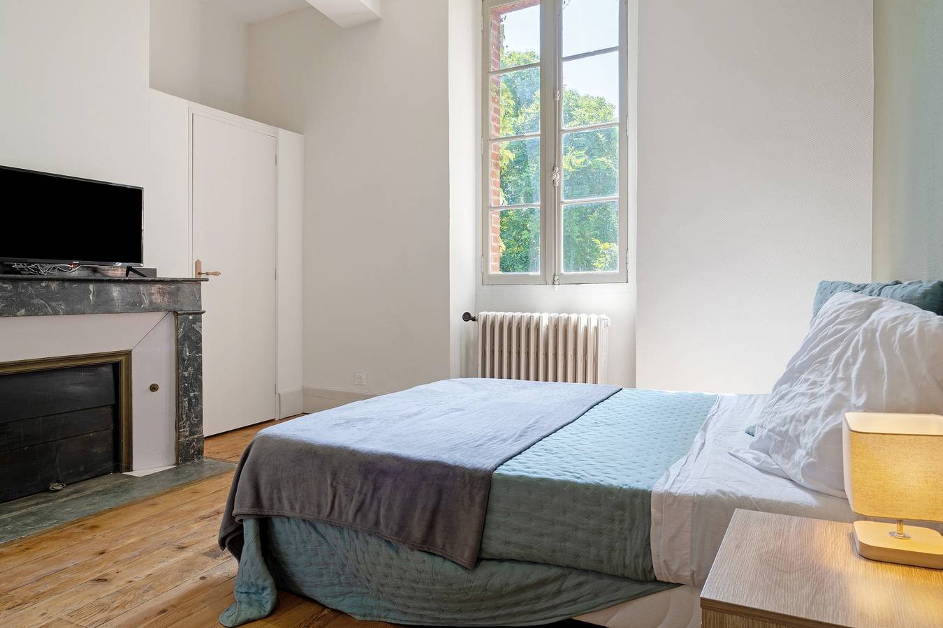 Zimmer 7 mit gemeinsamer Terrasse, Gemeinschaftsgarten und Wlan in Vic-en-Bigorre, Hautes-Pyrénées