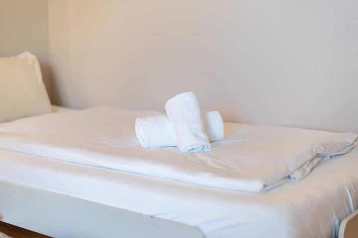Ferienwohnung für 4 Personen, mit Ausblick und Seeblick sowie Garten in Allensbach - 2