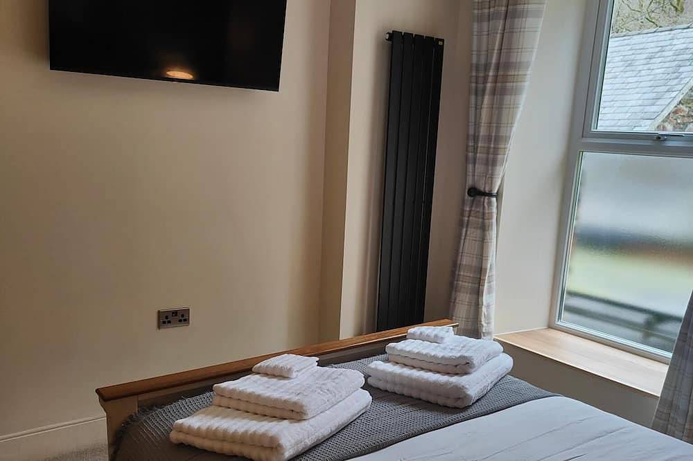 Ganze Wohnung, Modern-Doppelzimmer-Bergblick-Eigenes Badezimmer in Beddgelert, Snowdonia