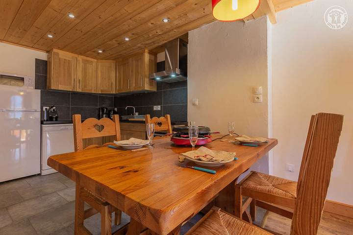 Gîte pour 4 personnes, avec terrasse à Montvalezan - 4