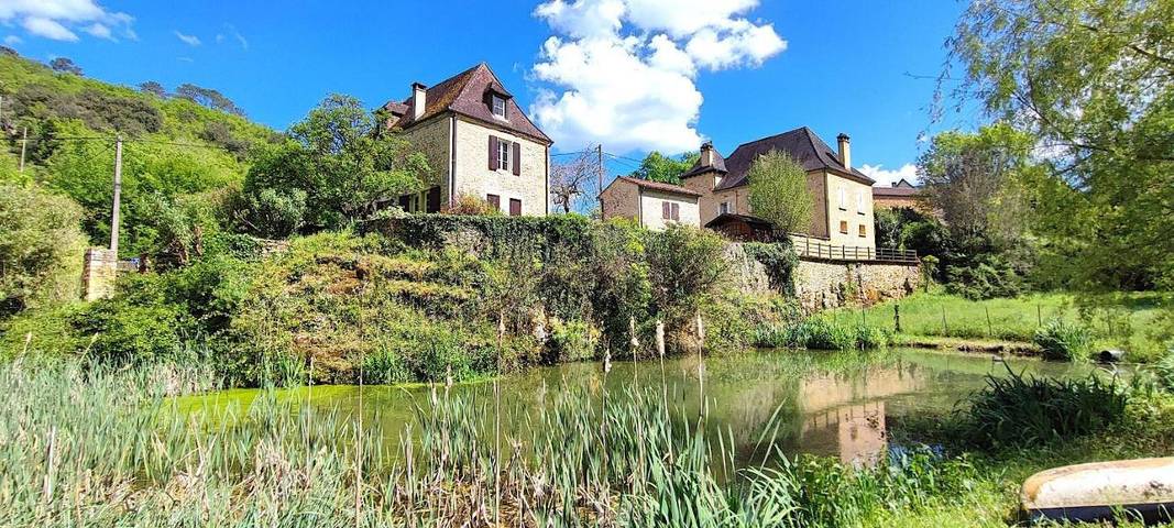 Location de vacances pour 6 personnes, avec jardin et terrasse à Veyrignac