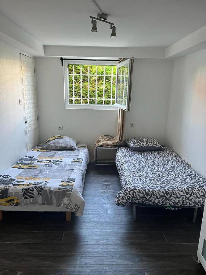 Gîte pour 7 personnes, avec Jardin à Juvisy-sur-Orge - 2