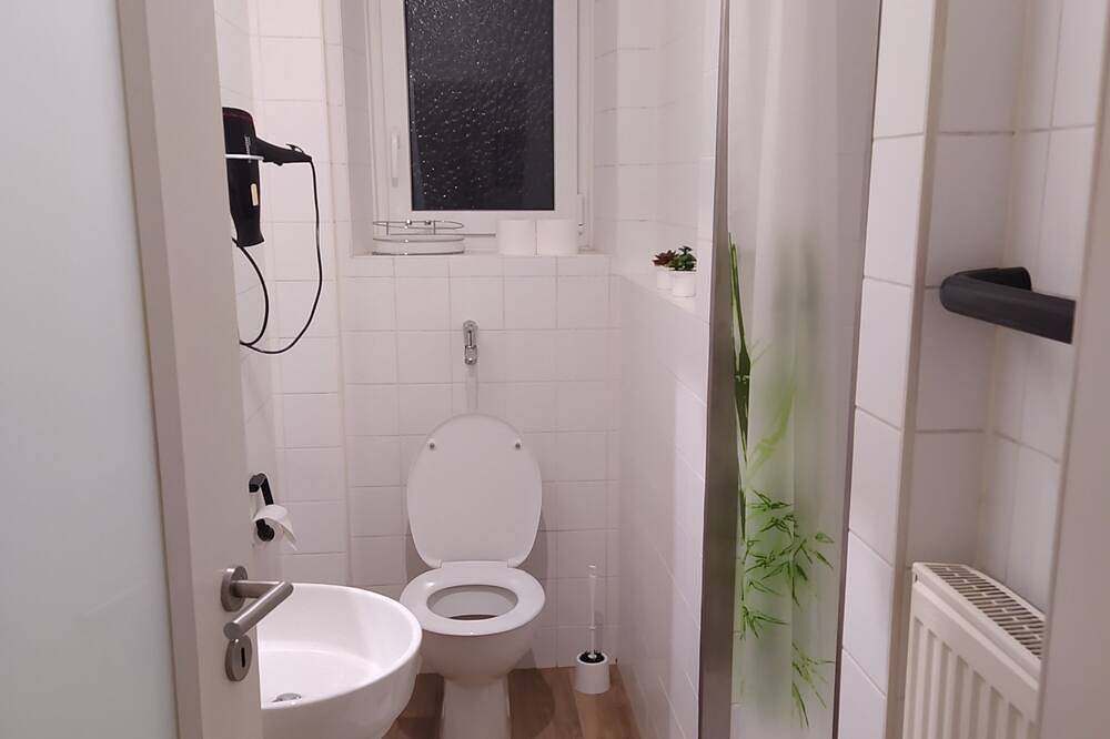 Ganze Wohnung, Ruhige Ferienwohnung in Augsburg-Innenstadt, Augsburg