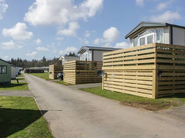 Vakantiepark voor 6 personen, met tuin en zwembad in Schotland