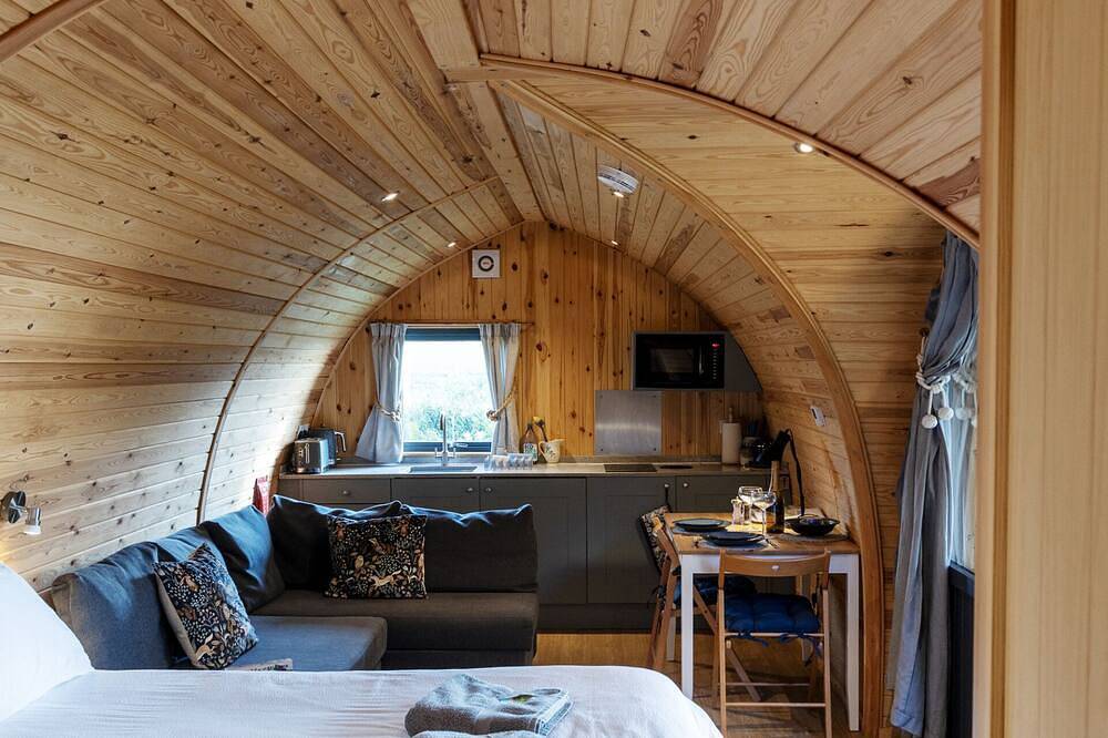 Bass Rock Pod - Luxury King Size Bed - Sea View in Edinburgh and Lothian
