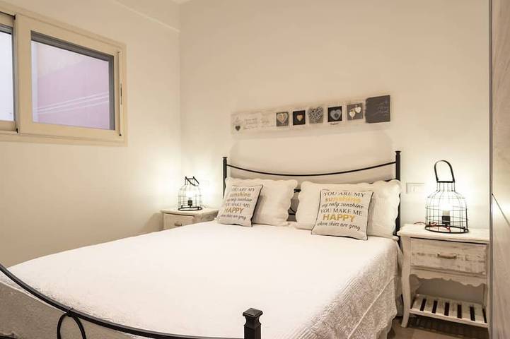 Appartamento intero, Appartamento sul mare a Monopoli con 2 camere da letto con veranda in Monopoli, Provincia di Bari