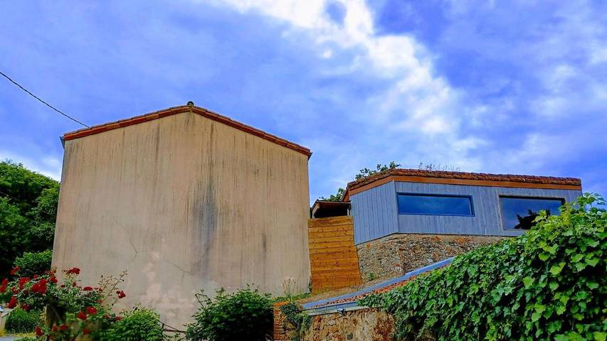 Gîte pour 4 personnes, avec terrasse ainsi que vue et jardin à Saint-Michel-Mont-Mercure - 3