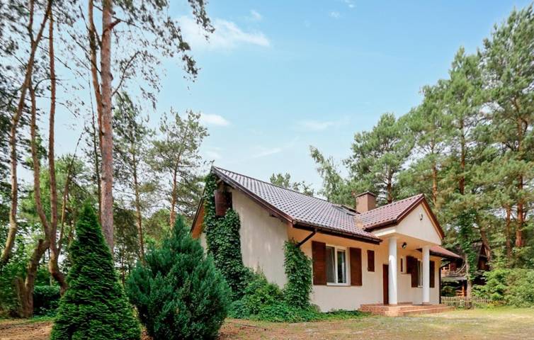 Casa de vacaciones para 17 personas con terraza in Mazovia (región)