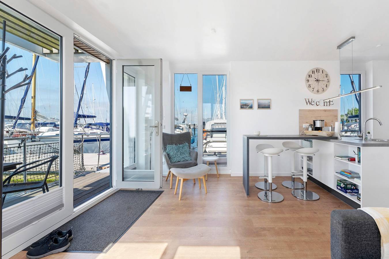 Hausboot 'Sutje' mit Meerblick, privater Terrasse und Wlan in Großenbrode, Mecklenburger Bucht