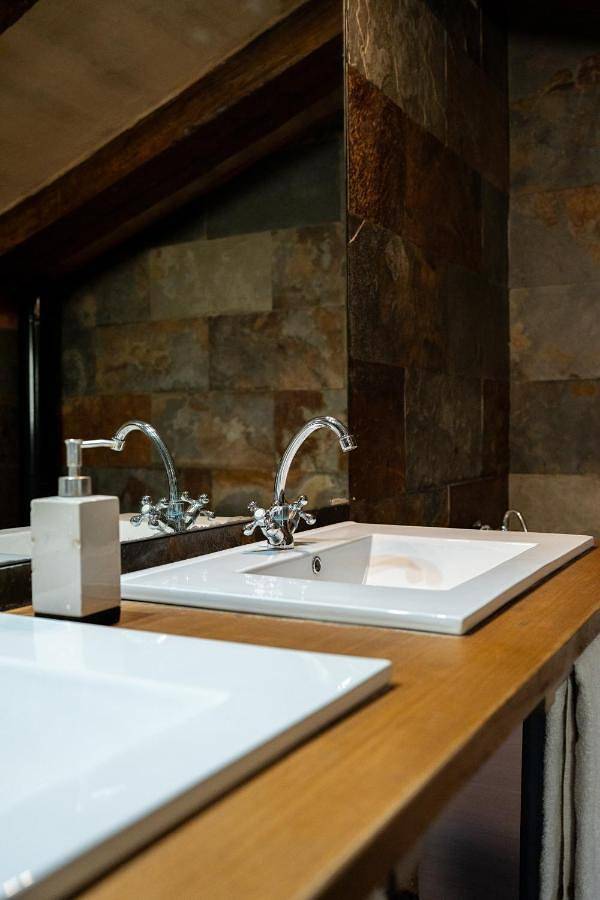 Chalet para 2 personas, con Terraza además de Jardín y Piscina en Vall de Cofrents - 4