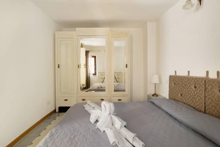 Appartement entier, Appartement 'Il Giostro 1' avec balcon et Wi-Fi in Biassa, La Spezia