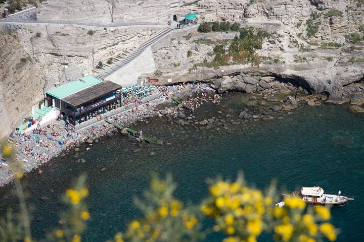 Location de vacances pour 4 personnes, avec terrasse, animaux acceptés à Forio - 3