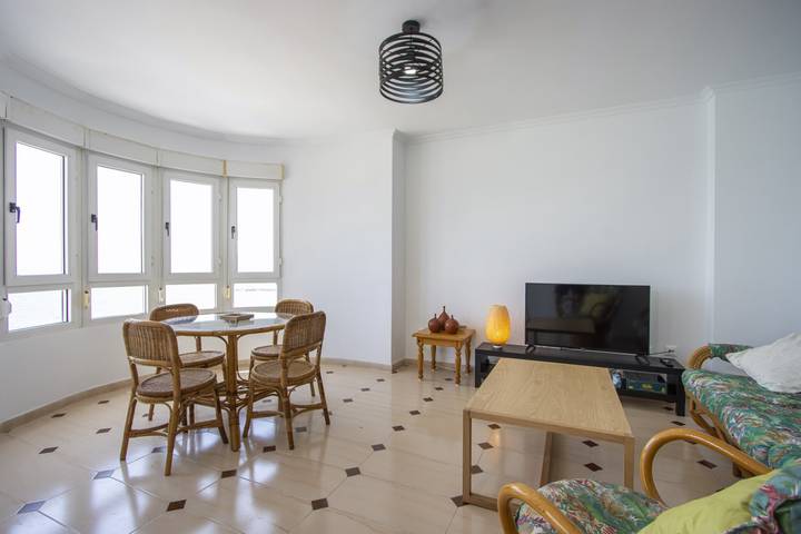 Apartamento para 4 personas, con balcón en Las Calas