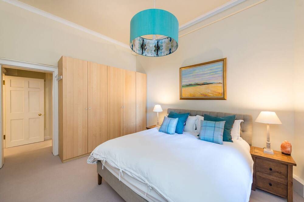Spazioso, luminoso e centrale, piano terra - 6 posti letto in Edimburgo, Lothian