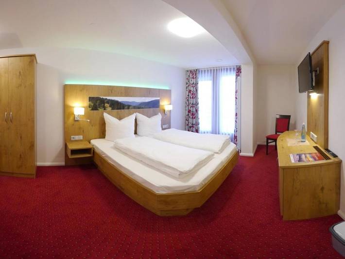 Chambre d’hôte pour 2 personnes, avec balcon et vue à Titisee-Neustadt - 3