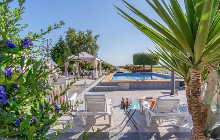 Gîte pour 2 personnes, avec piscine ainsi que terrasse et jardin à Lorca - 3