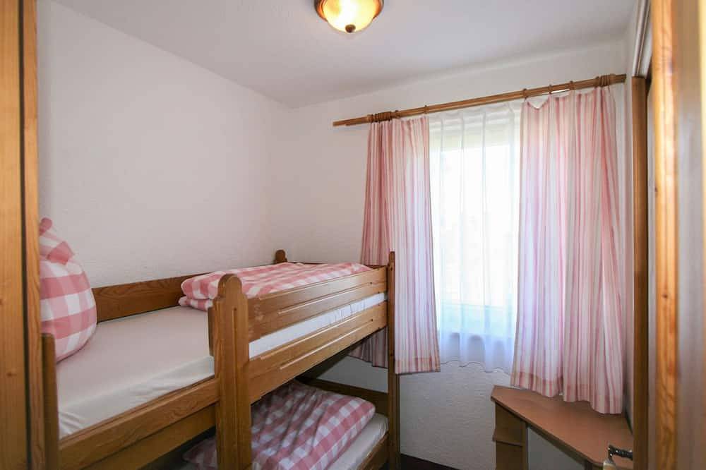 Ganze Wohnung, Ferienwohnung Luxner by Interhome in Kaltenbach, Ski-Optimal Hochzillertal