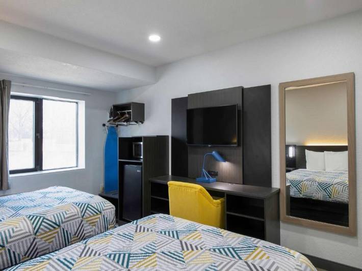 Apartamento entero, 2 camas completas | Acceso para vehículos | Nsmk | Microondas in Atlanta, Condado de Fulton