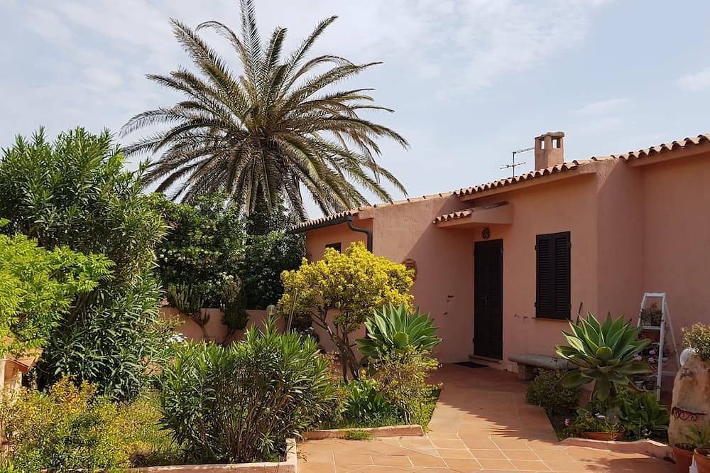 Cottage for 6 People in La Maddalena, Olbia-Tempio