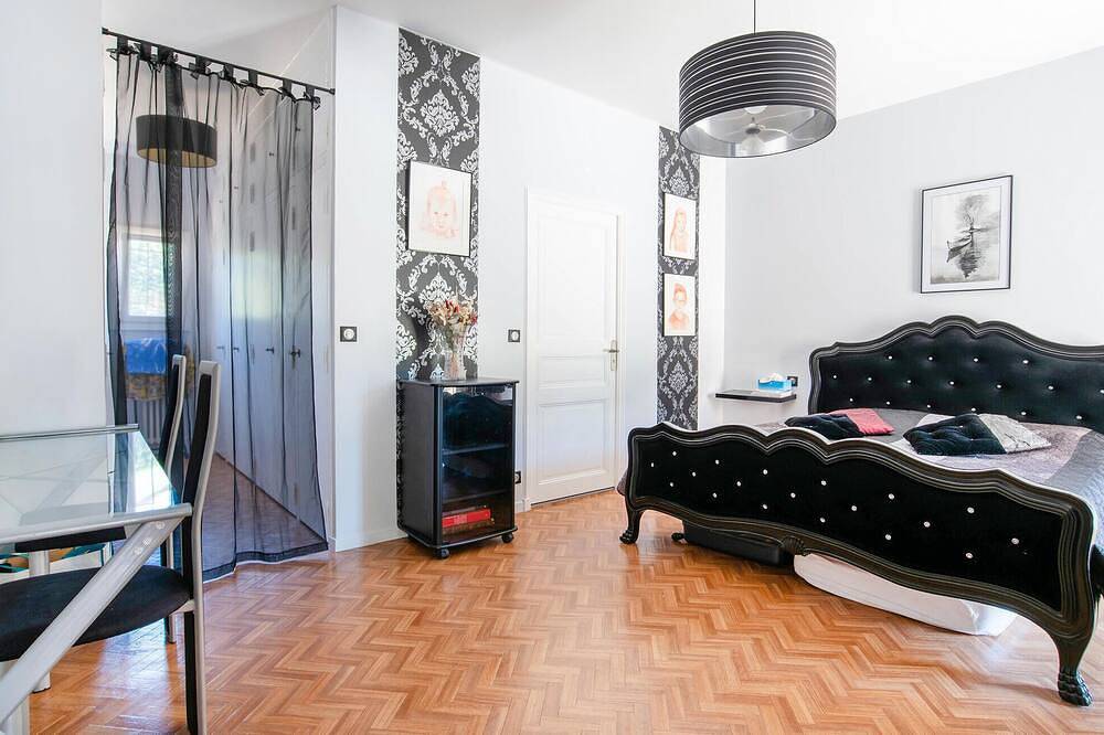 Lovely home in Saint Cezaire in Saint-Cézaire-sur-Siagne, Region de Cannes