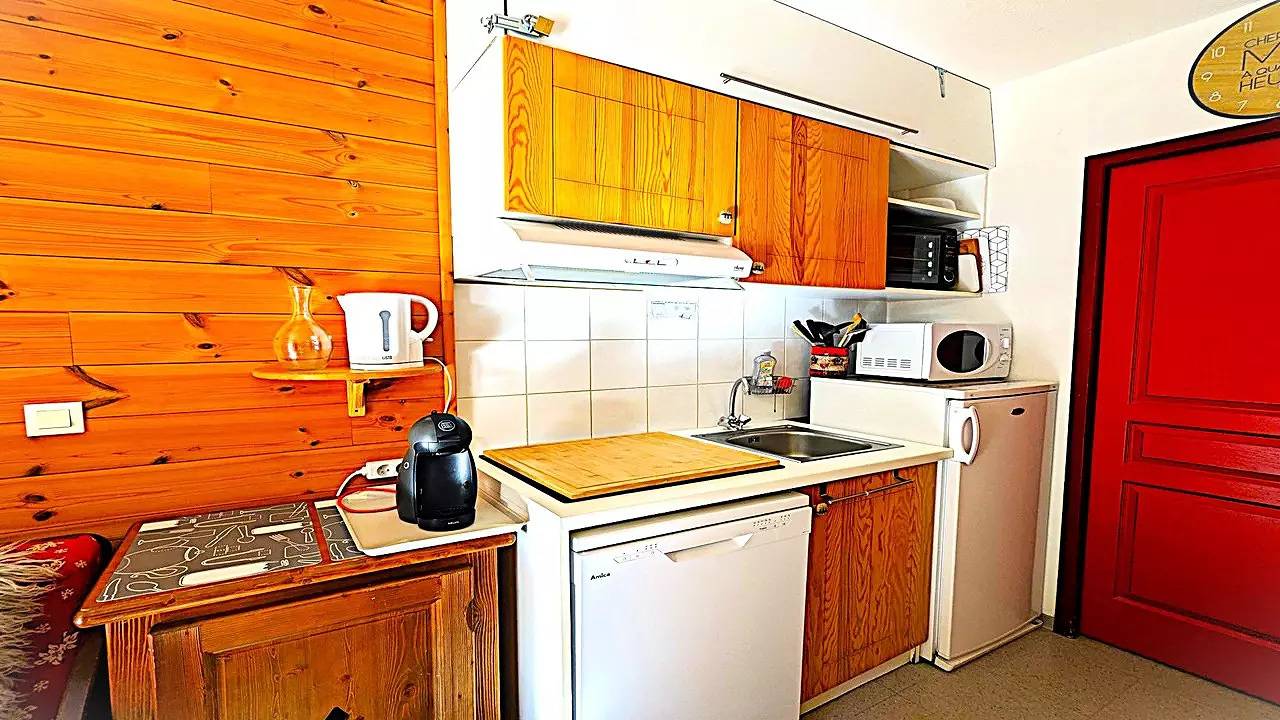 Appartement entier, Agréable T2 avec grand balcon 4/6 personnes in Vallouise-Pelvoux, Parc national des Écrins