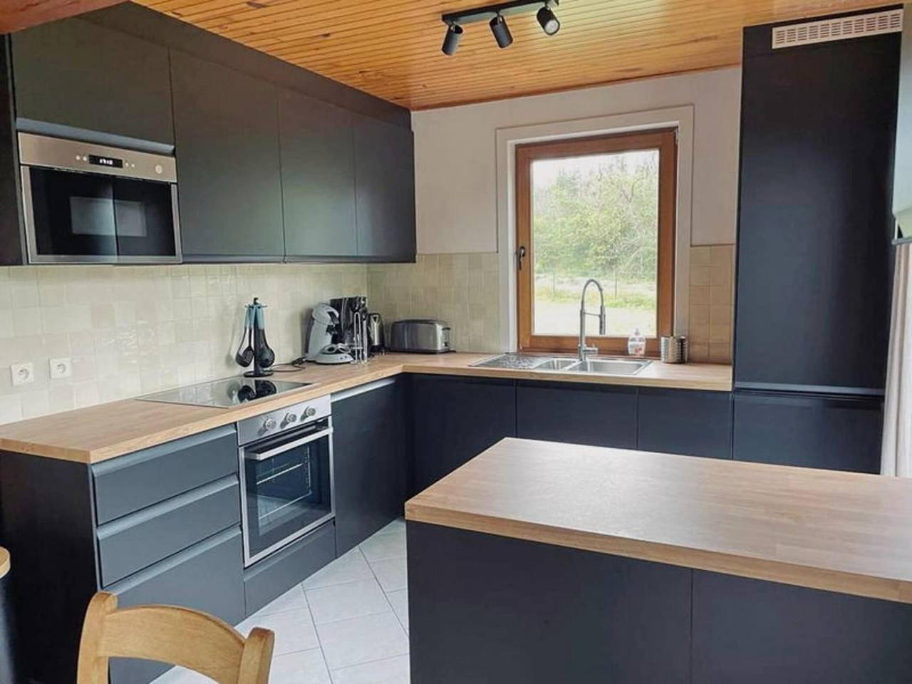 Ferienhaus in Heure mit Pool und Sauna in Somme-Leuze, Region Namur